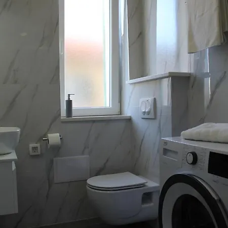 Apartament The Site Split